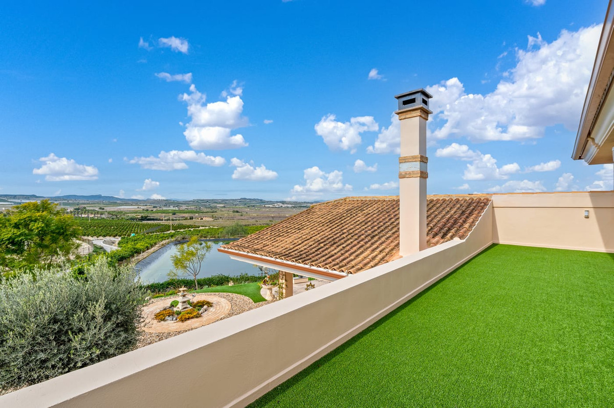 For sale - 4 Bedroom 3 Bathroom House - Finca - Cortijo in Orihuela - Torremendo  - Alicante