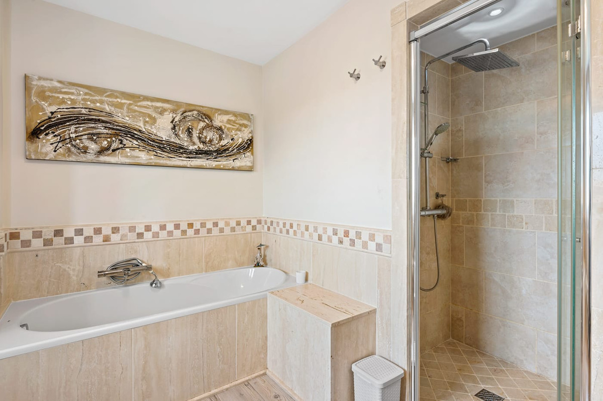 For sale - 4 Bedroom 3 Bathroom House - Finca - Cortijo in Orihuela - Torremendo  - Alicante