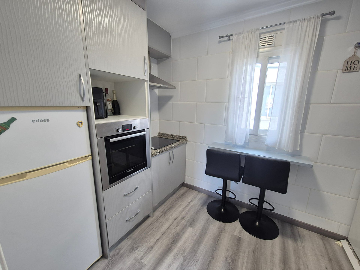 For sale - 3 Bedroom 2 Bathroom Penthouse in Playa Flamenca  - La Florida  - Alicante