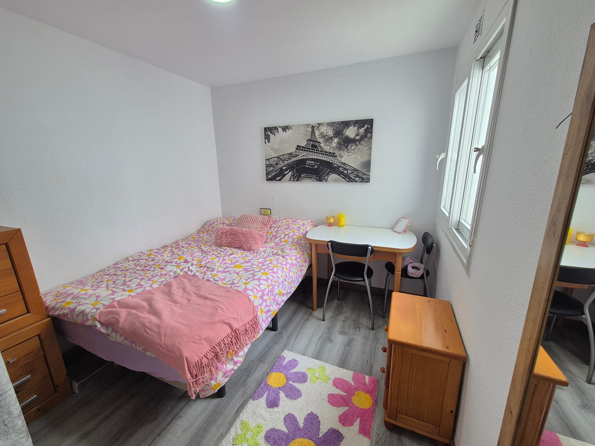 For sale - 3 Bedroom 2 Bathroom Penthouse in Playa Flamenca - La Florida  - Alicante