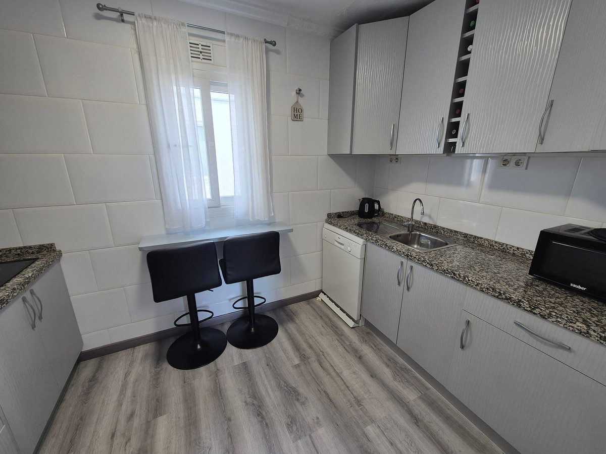 For sale - 3 Bedroom 2 Bathroom Penthouse in Playa Flamenca - La Florida  - Alicante