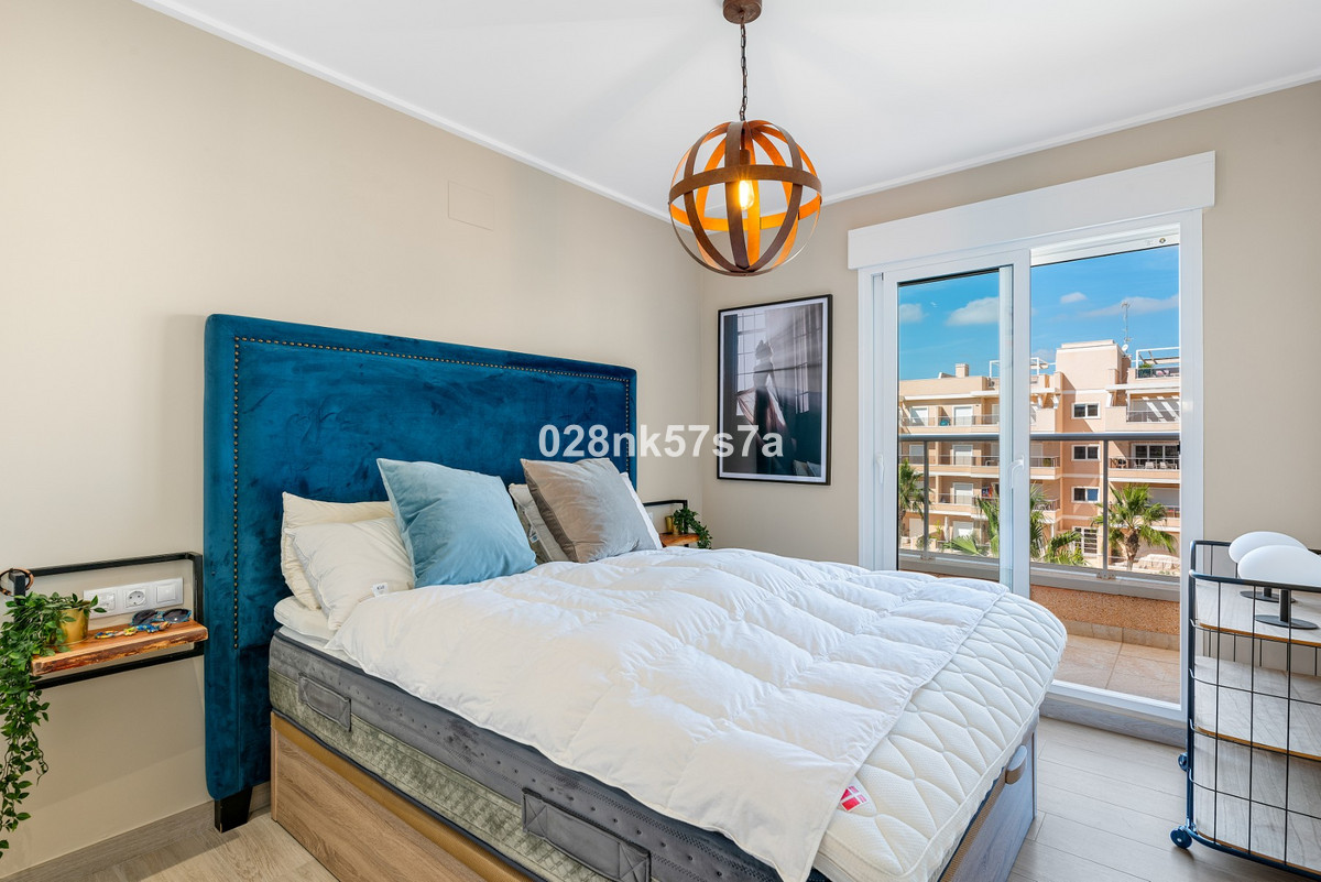 For sale - 3 Bedroom 2 Bathroom Apartment - Penthouse in Orihuela - Los Dolses  - Alicante