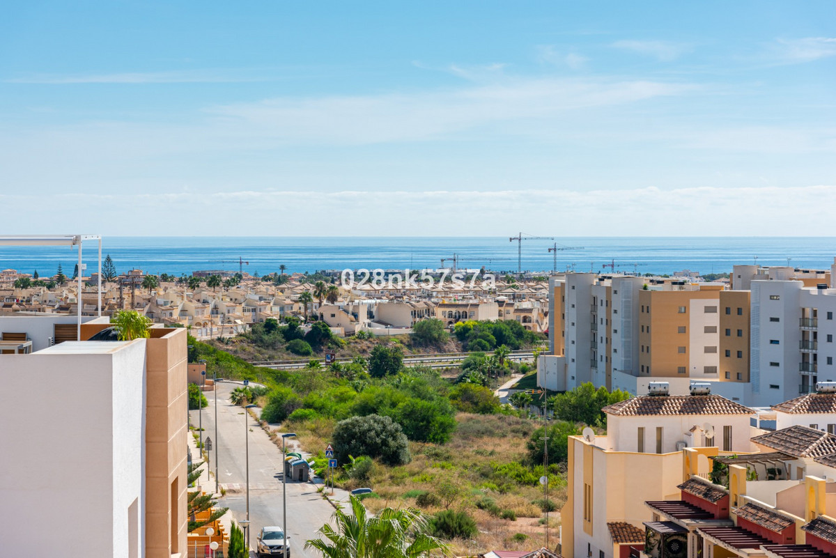 For sale - 3 Bedroom 2 Bathroom Apartment - Penthouse in Orihuela - Los Dolses  - Alicante