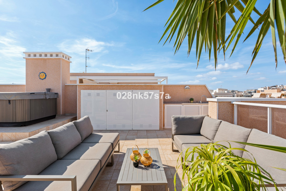 For sale - 3 Bedroom 2 Bathroom Apartment - Penthouse in Orihuela - Los Dolses  - Alicante