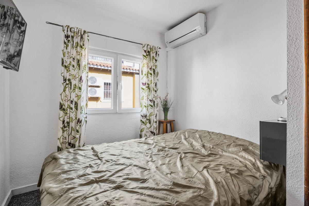 For sale - 2 Bedroom 2 Bathroom House - Townhouse in Torrevieja - La Mata  - Alicante