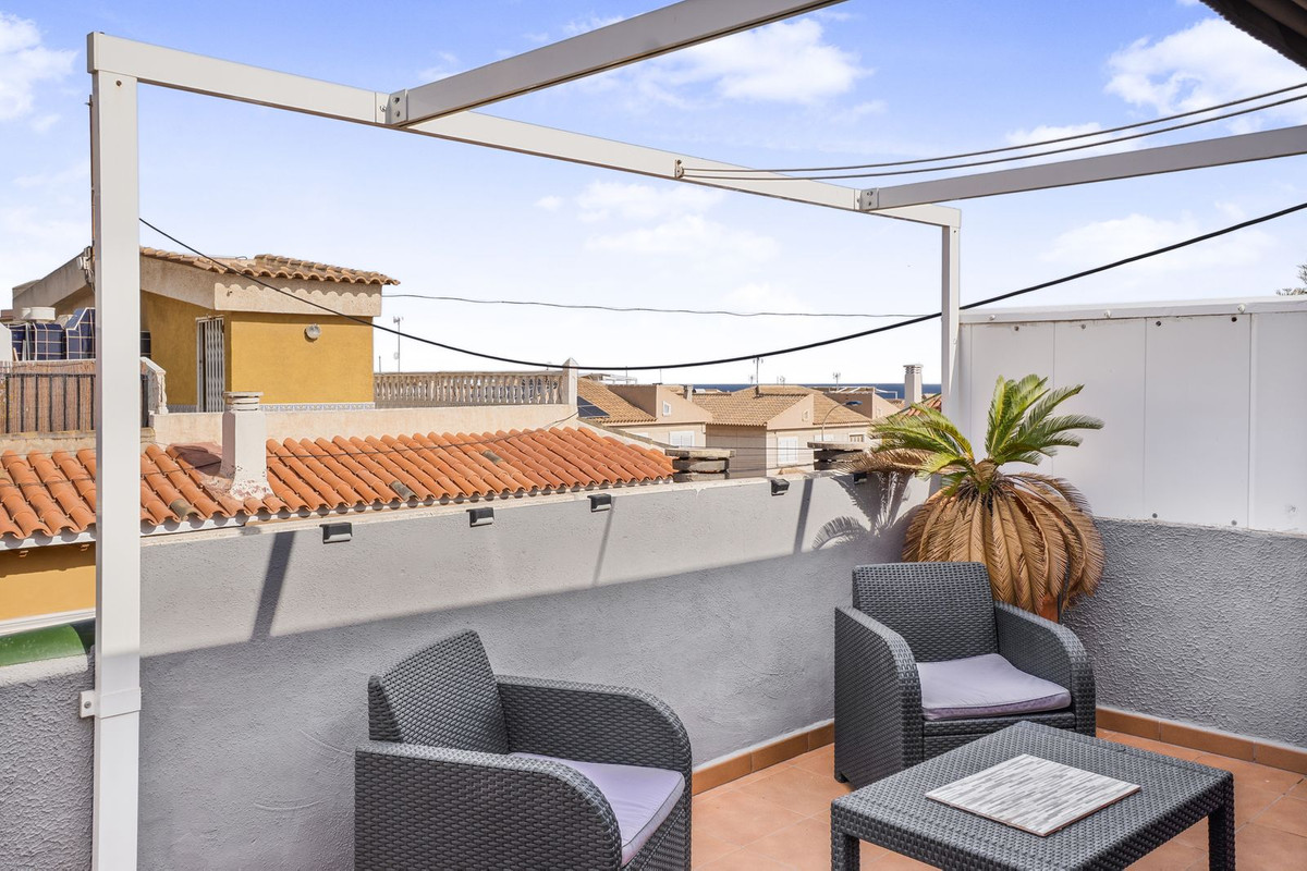 For sale - 2 Bedroom 2 Bathroom House - Townhouse in Torrevieja - La Mata  - Alicante