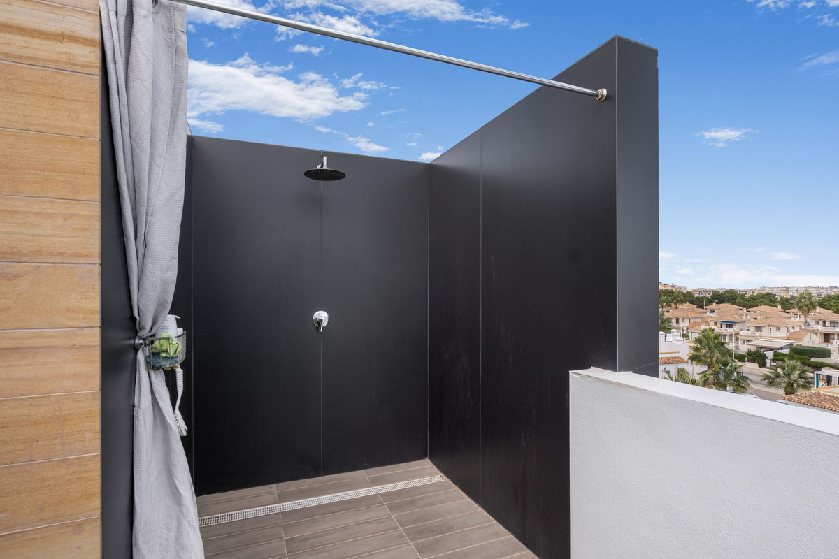 For sale - 3 Bedroom 2 Bathroom Apartment - Penthouse Duplex in Orihuela - Los Dolses  - Alicante