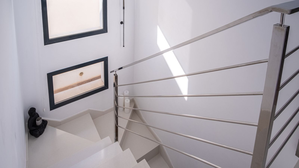 For sale - 3 Bedroom 3 Bathroom House - Detached Villa in Orihuela - Lomas de Cabo Roig  - Alicante