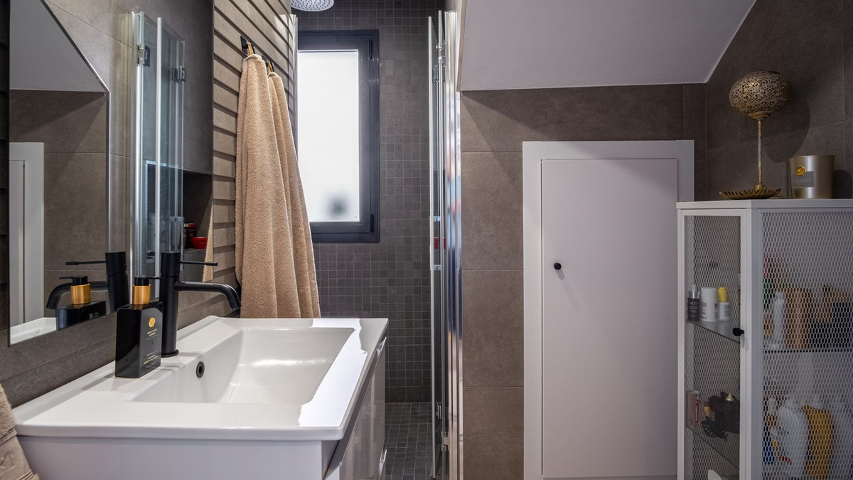 For sale - 3 Bedroom 3 Bathroom House - Detached Villa in Orihuela - Lomas de Cabo Roig  - Alicante