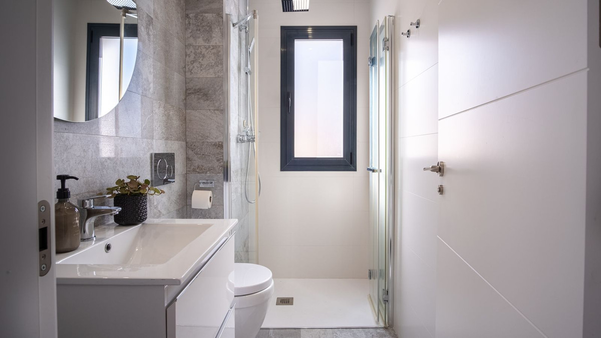 For sale - 3 Bedroom 3 Bathroom House - Detached Villa in Orihuela - Lomas de Cabo Roig  - Alicante