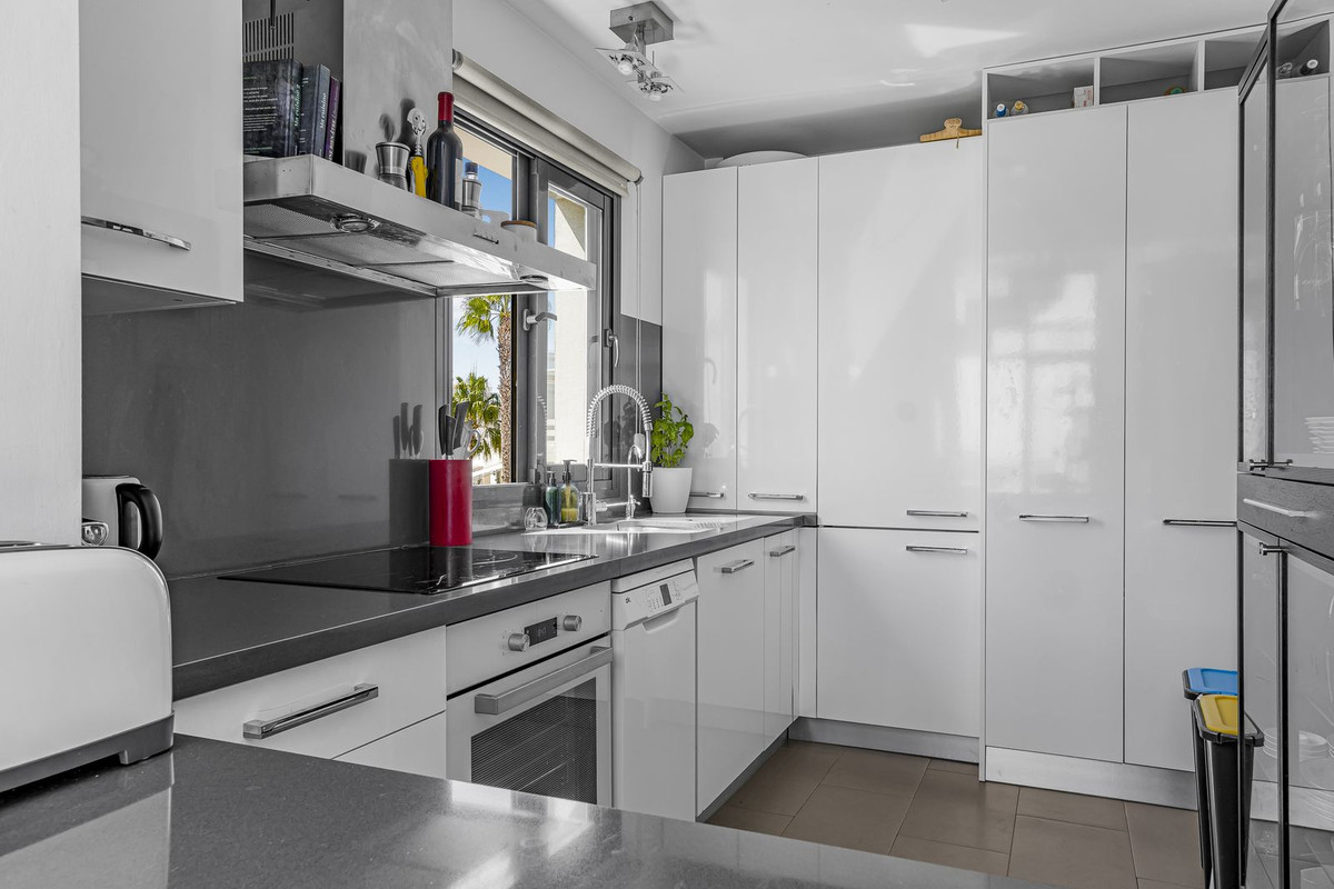 For sale - 3 Bedroom 2 Bathroom Penthouse in Las Ramblas Villamartin - Las Ramblas Golf  - Alicante