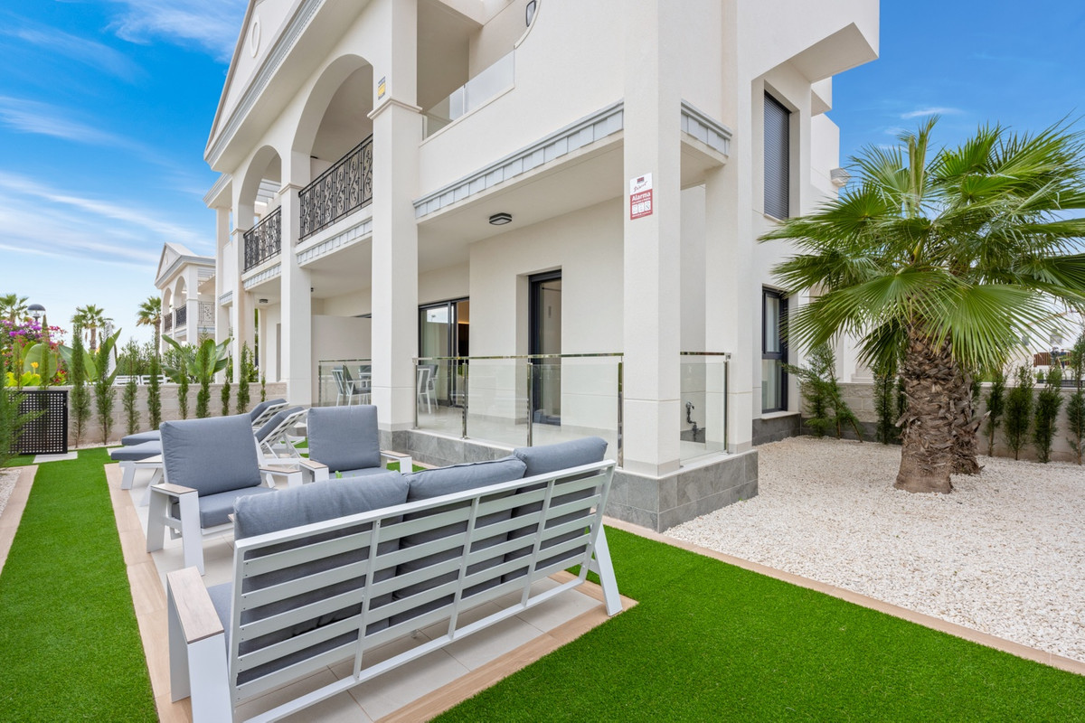 For sale - 2 Bedroom 2 Bathroom Apartment - Ground Floor Apartment in Rojales - Ciudad Quesada  - Alicante