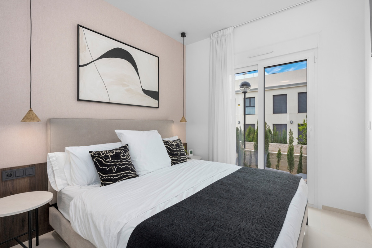 For sale - 2 Bedroom 2 Bathroom Apartment - Ground Floor Apartment in Rojales - Ciudad Quesada  - Alicante