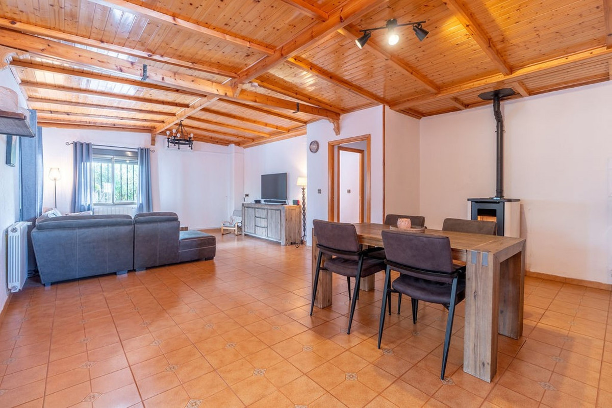 For sale - 3 Bedroom 2 Bathroom House - Finca - Cortijo in Hondón de las Nieves - Hondón de las Nieves Centro  - Alicante