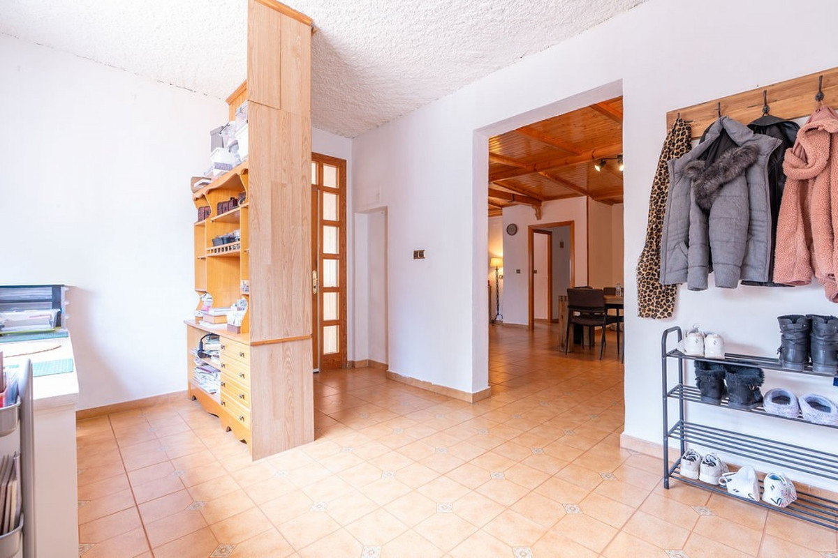 For sale - 3 Bedroom 2 Bathroom House - Finca - Cortijo in Hondón de las Nieves - Hondón de las Nieves Centro  - Alicante