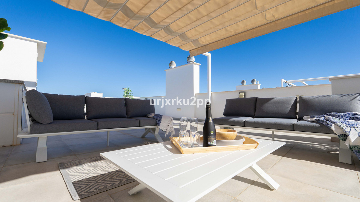 For sale - 3 Bedroom 2 Bathroom Apartment - Top Floor Apartment in Pilar de la Horadada - Torre de la Horadada  - Alicante