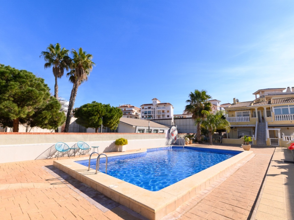 2 Bedroom 1 Bathroom Apartment - Ground Floor Apartment in Torrevieja