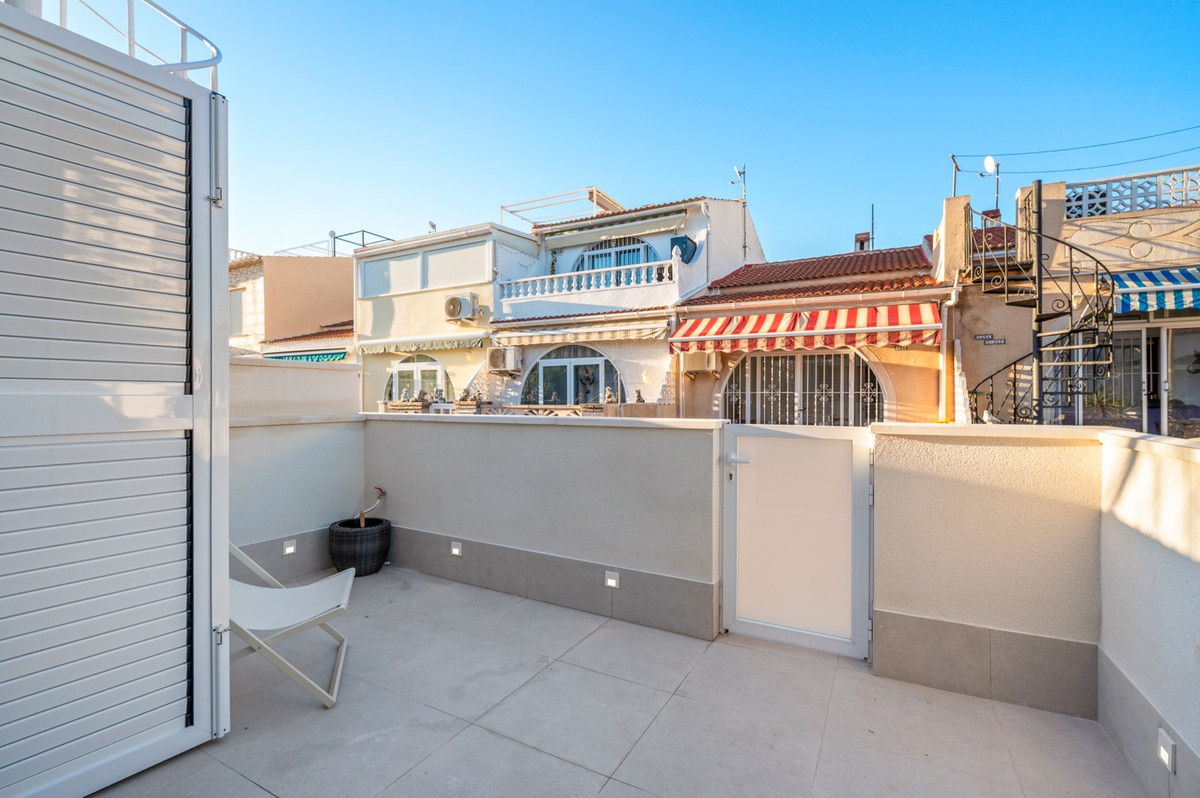 For sale - 2 Bedroom 1 Bathroom House - Townhouse in Torrevieja - El Chaparral  - Alicante