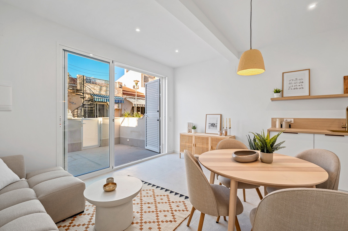 For sale - 2 Bedroom 1 Bathroom House - Townhouse in Torrevieja - El Chaparral  - Alicante