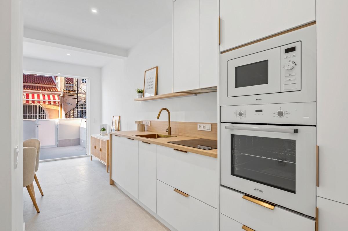 For sale - 2 Bedroom 1 Bathroom House - Townhouse in Torrevieja - El Chaparral  - Alicante