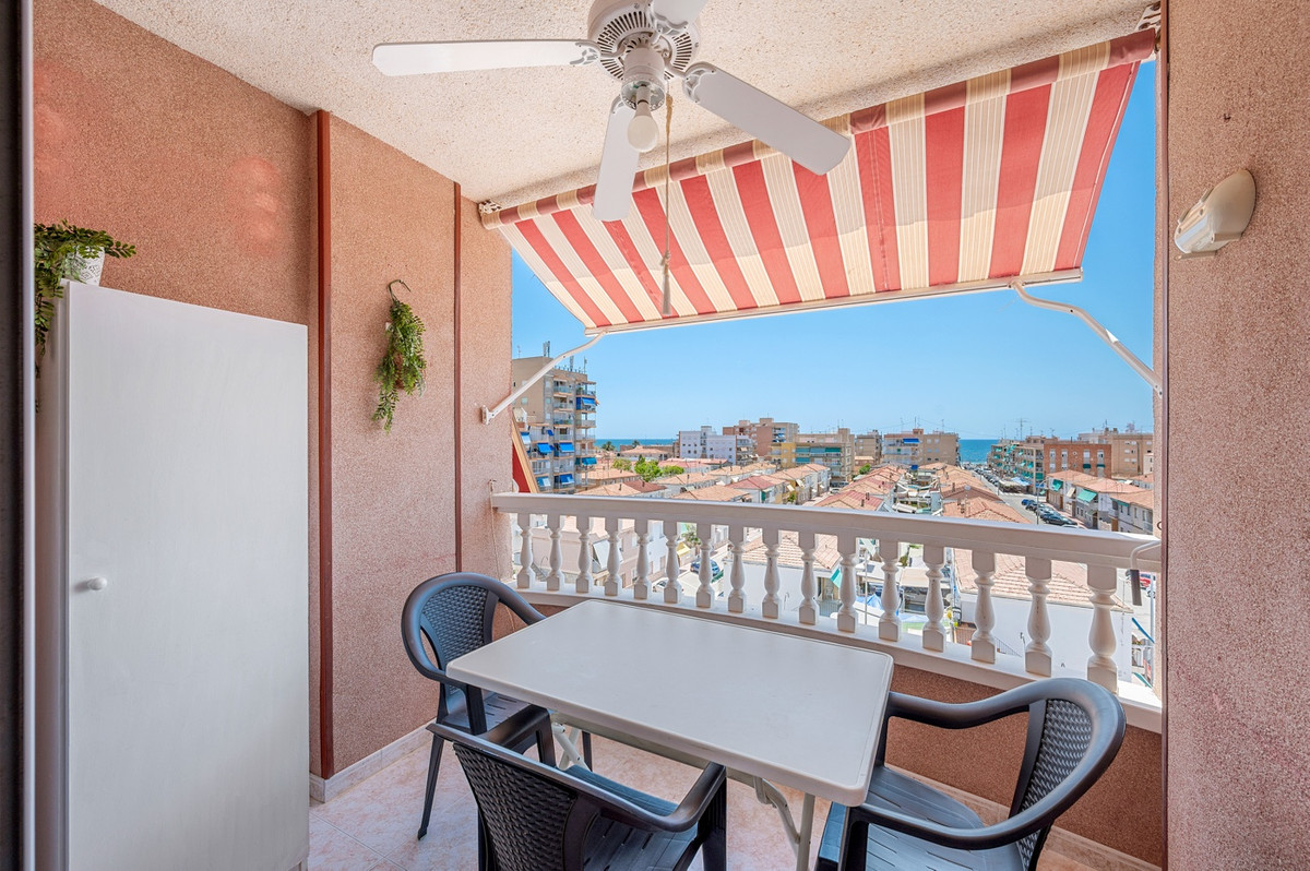 For sale - 2 Bedroom 1 Bathroom Apartment - Middle Floor Apartment in Santa Pola - Santa Pola Centro  - Alicante
