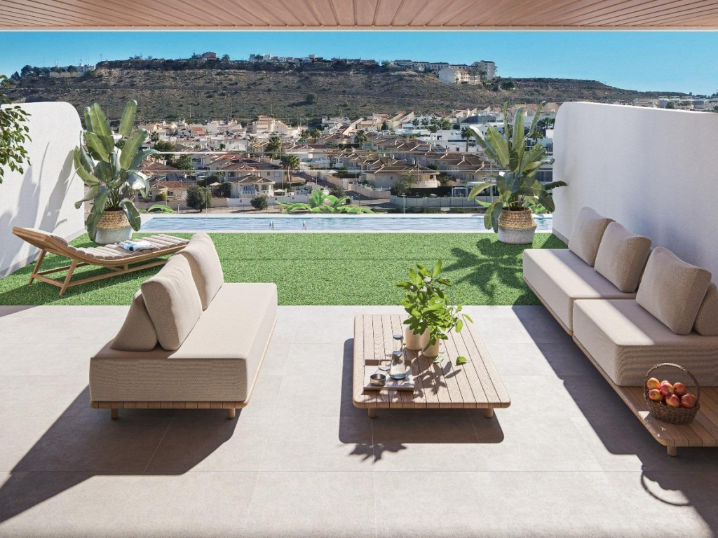 3 Bedroom 2 Bathroom Apartment in Benijofar
