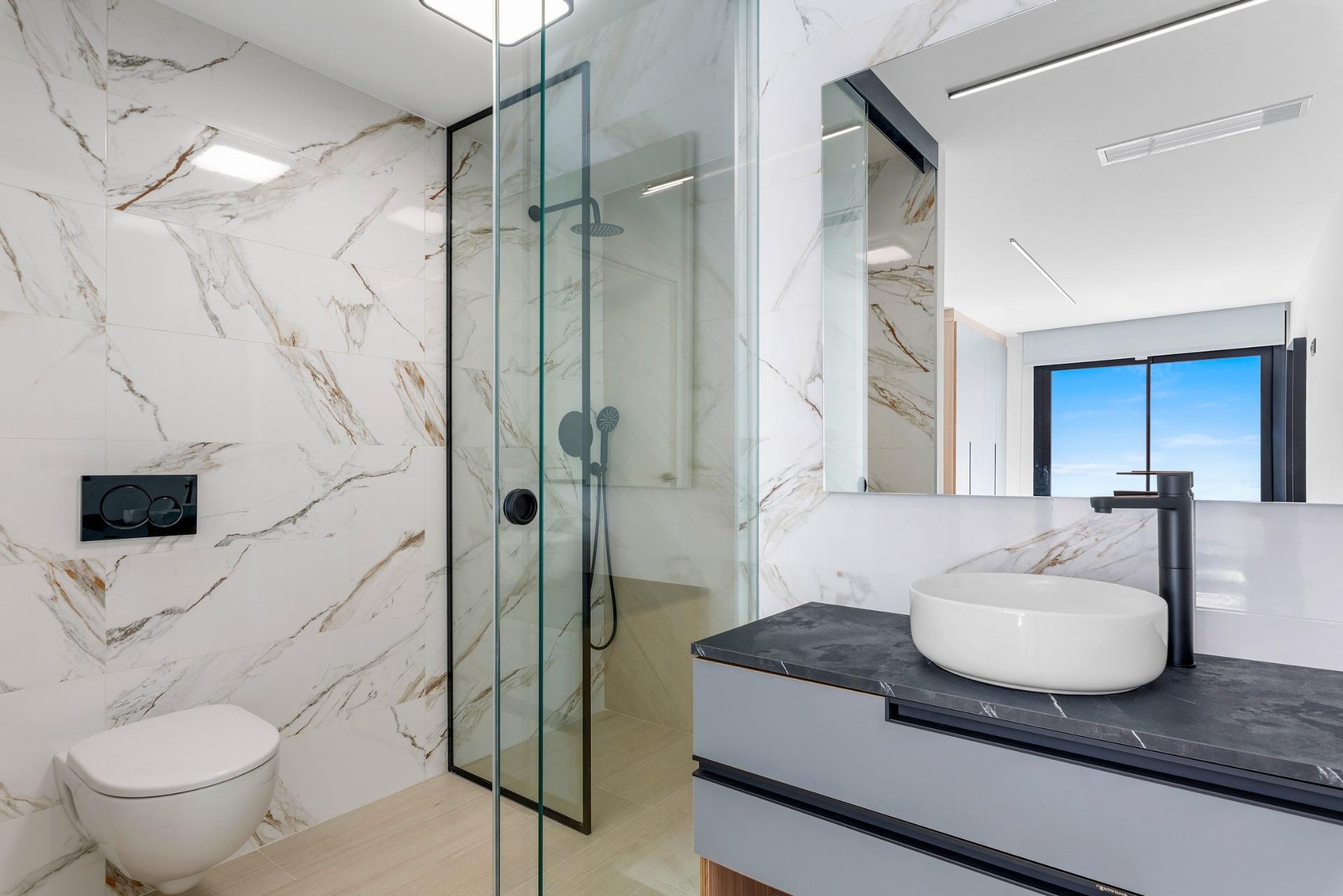 For sale - 2 Bedroom 2 Bathroom Penthouse in Guardamar del Segura - El Raso  - Alicante