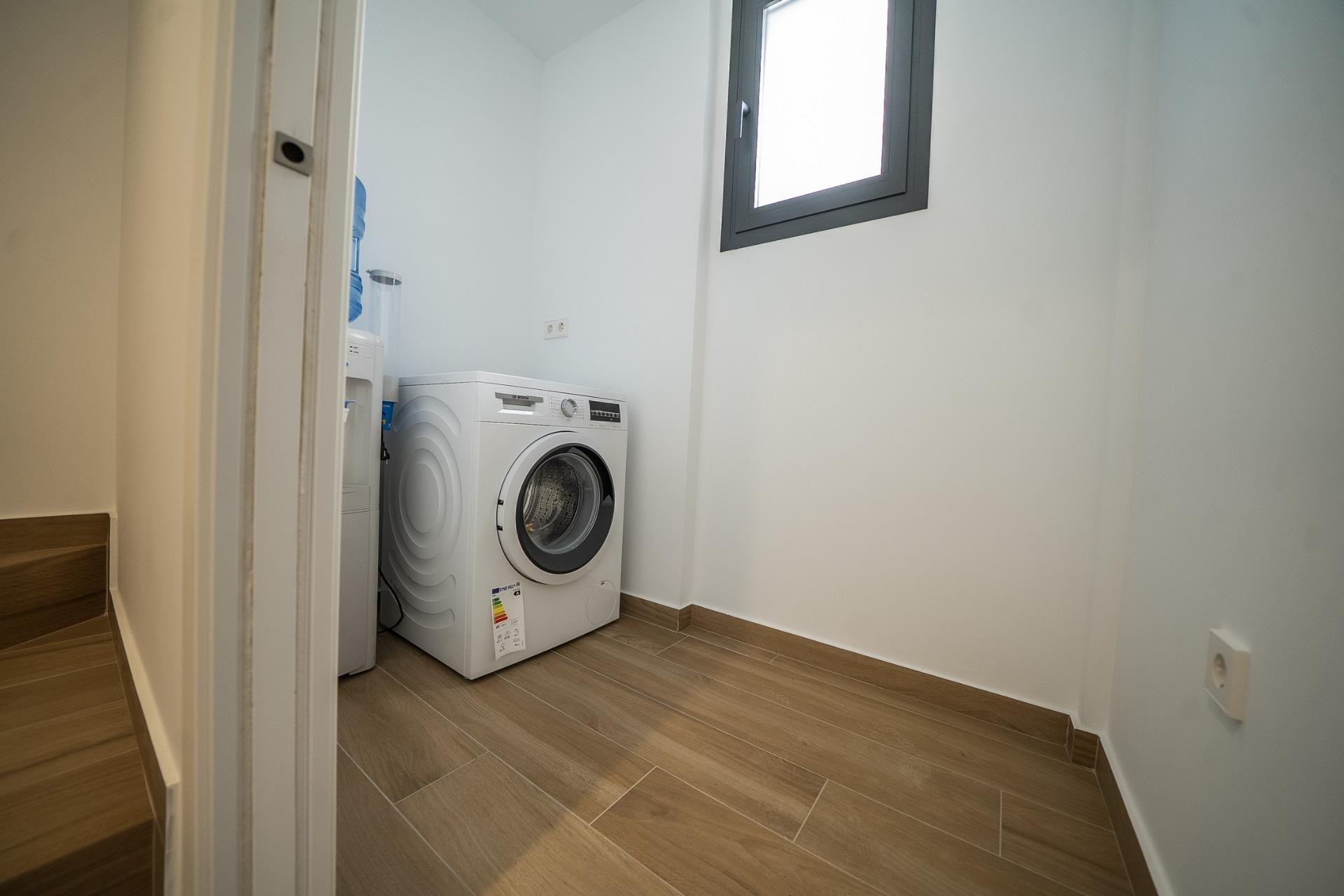 For sale - 6 Bedroom 4 Bathroom Villa in Algorfa - La Finca Golf  - Alicante