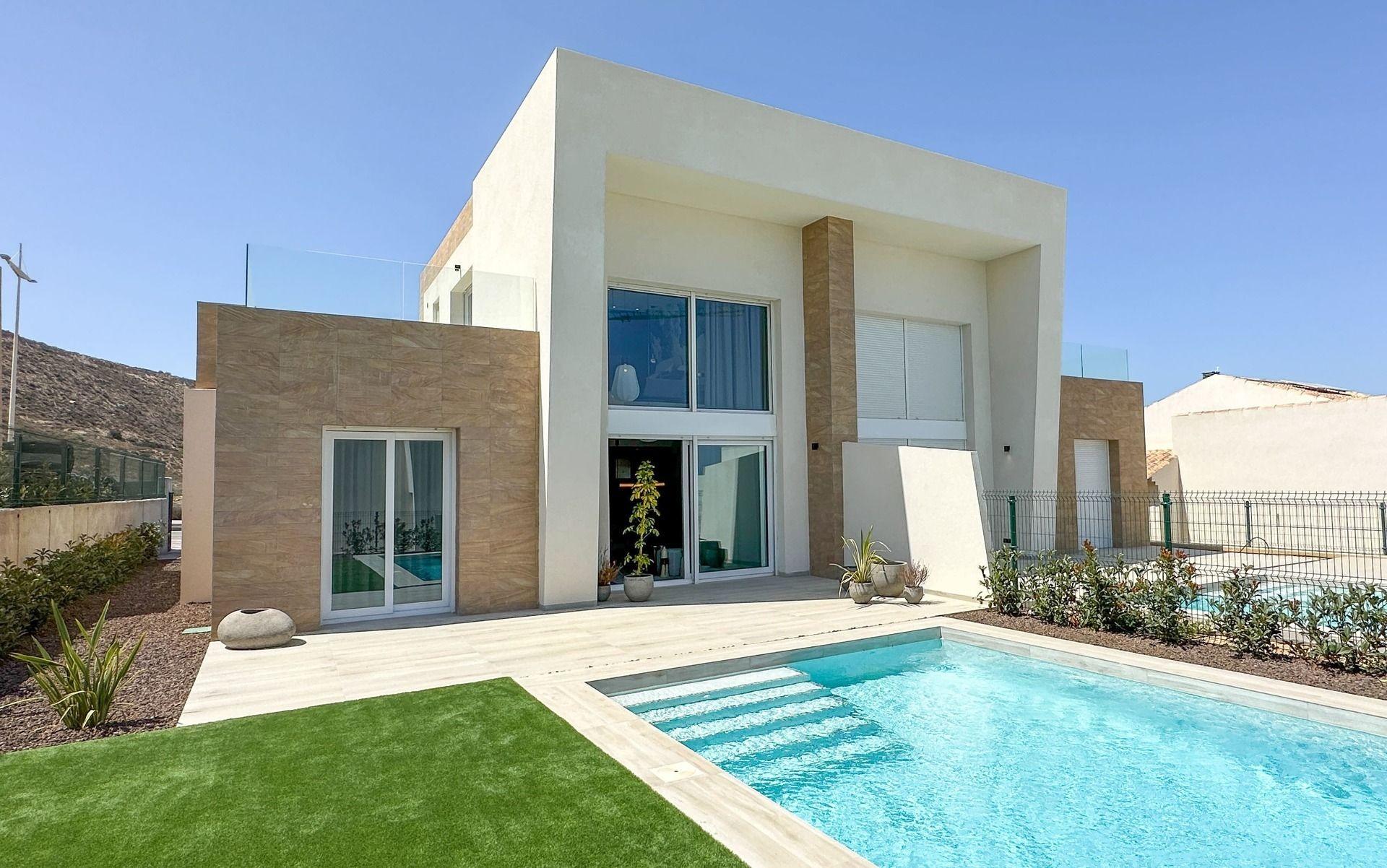 For sale - 3 Bedroom 2 Bathroom Villa in Algorfa - La Finca Golf  - Alicante