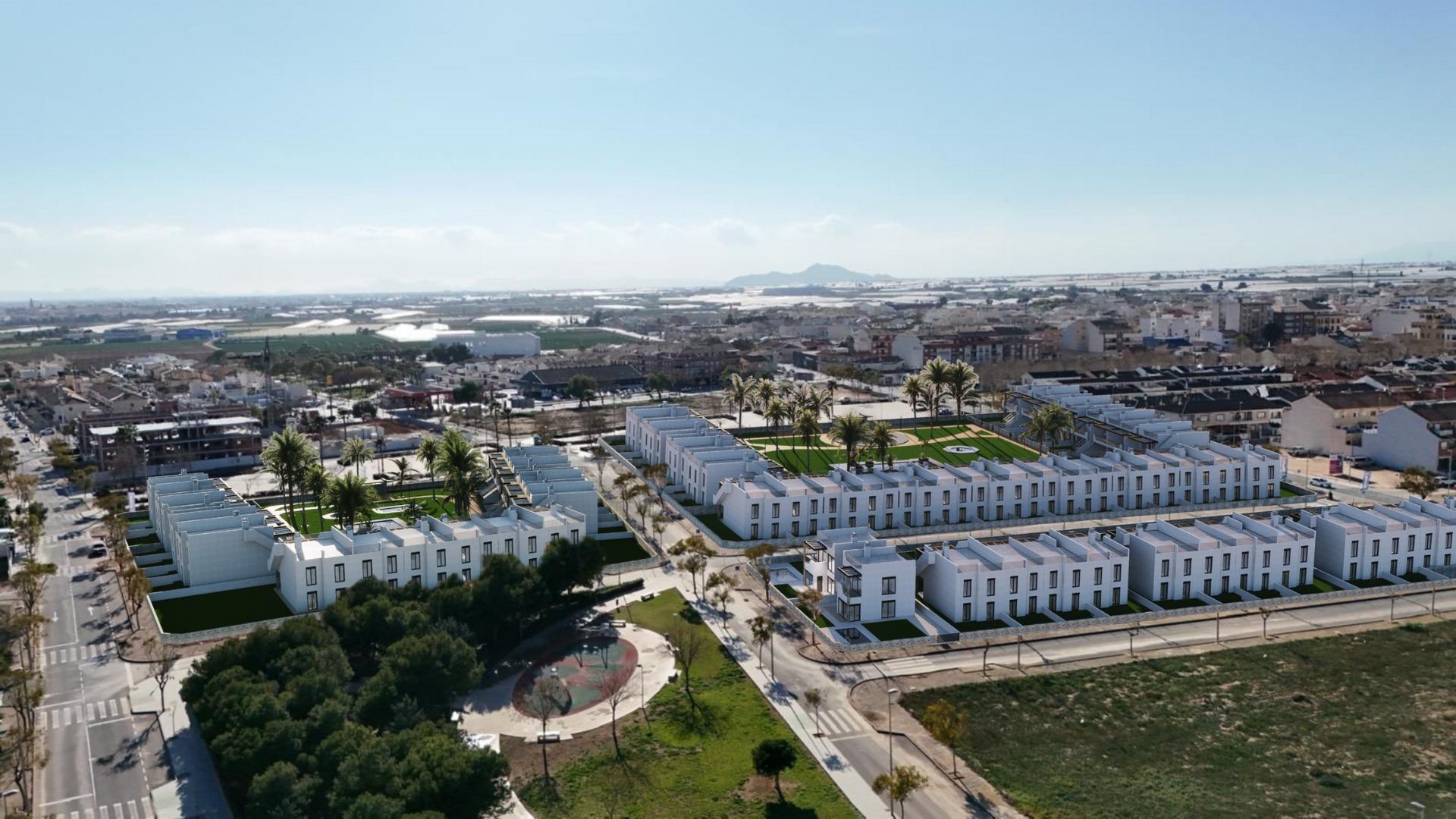 For sale - 2 Bedroom 2 Bathroom Bungalow in Pilar de La Horadada - pueblo  - Alicante