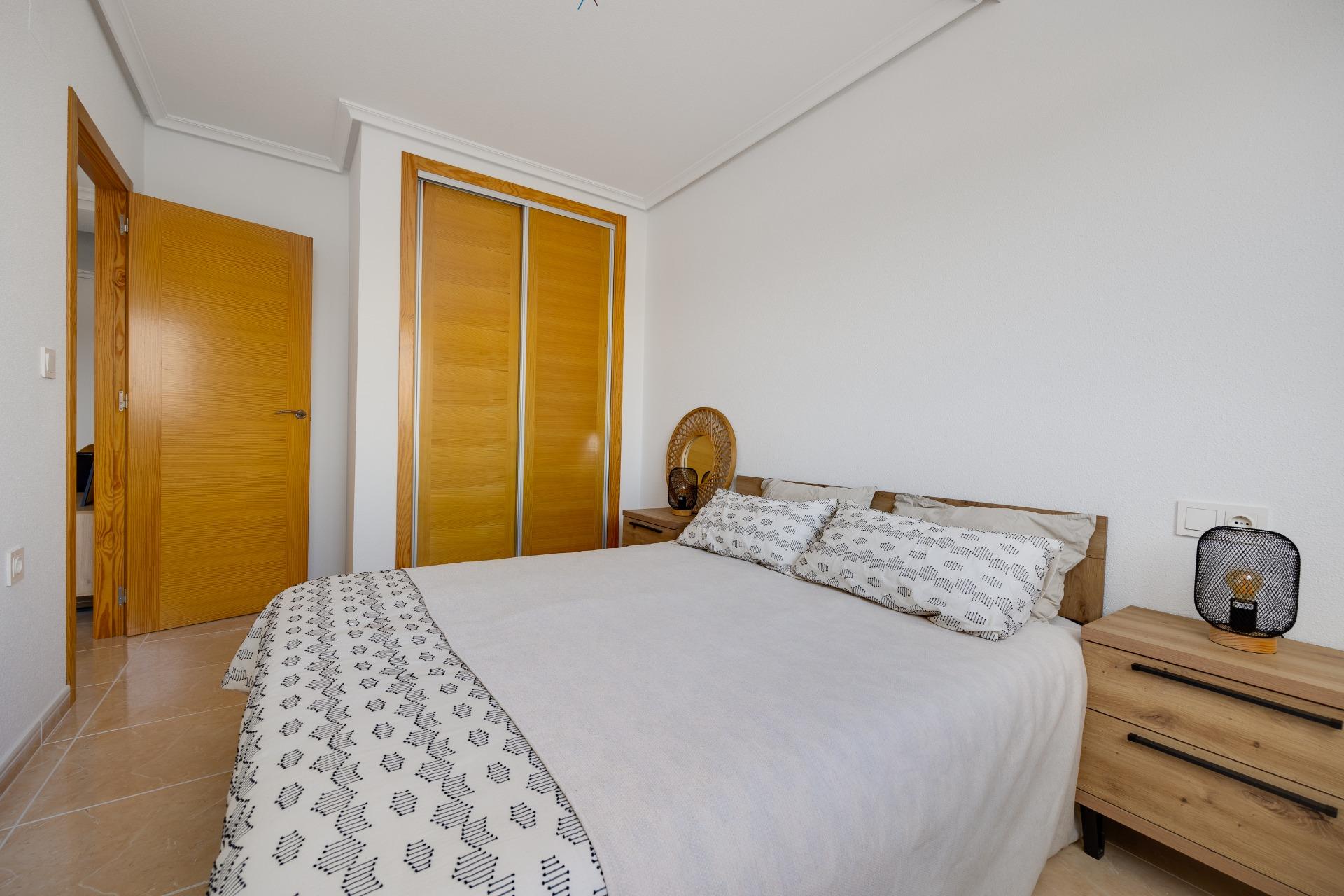 For sale - 2 Bedroom 1 Bathroom Apartment in San Fulgencio - Pueblo  - Alicante