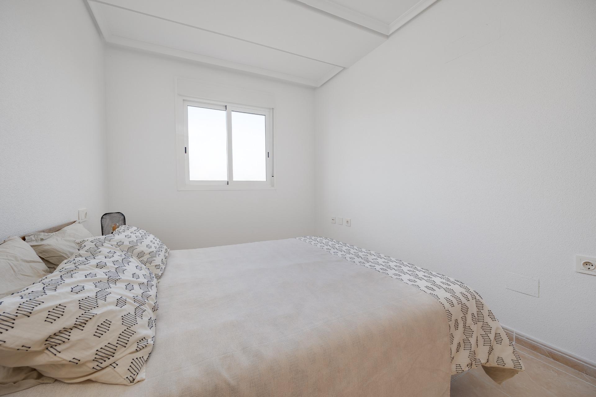 For sale - 1 Bedroom 1 Bathroom Apartment in San Fulgencio - Pueblo  - Alicante