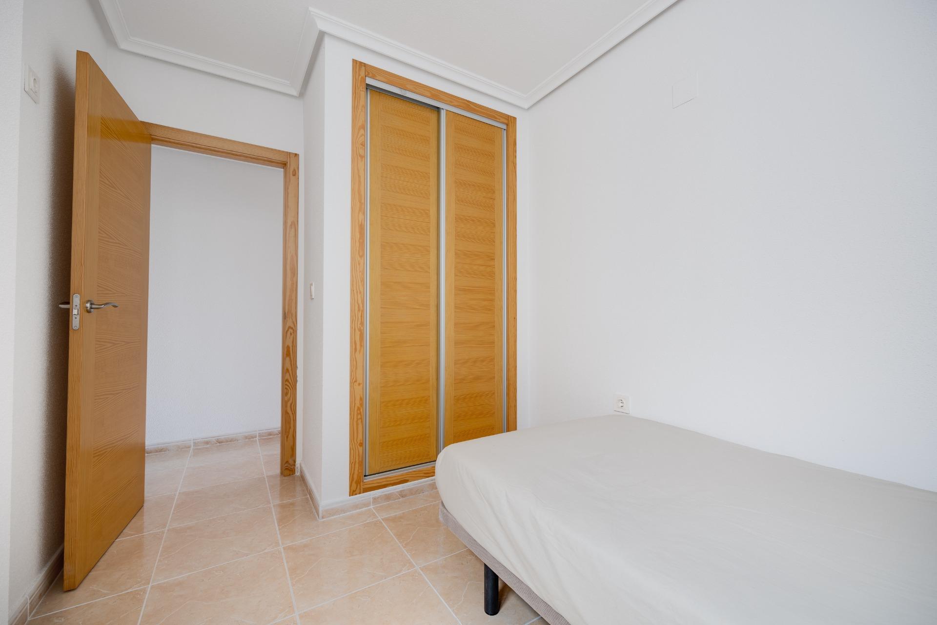 For sale - 2 Bedroom 2 Bathroom Apartment in San Fulgencio - Pueblo  - Alicante