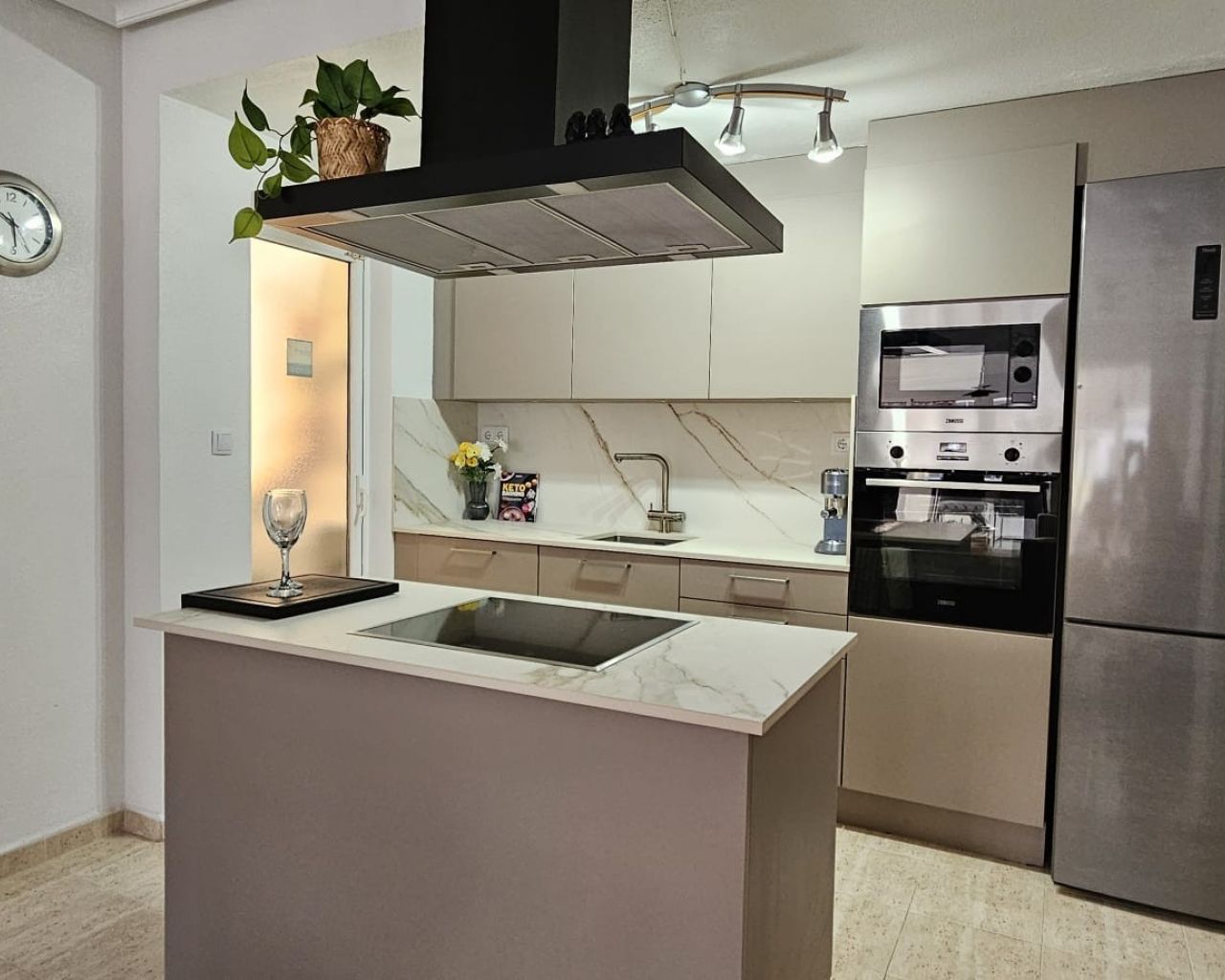 For sale - 3 Bedroom 2 Bathroom Apartment in Orihuela Costa - Playa Flamenca  - Alicante