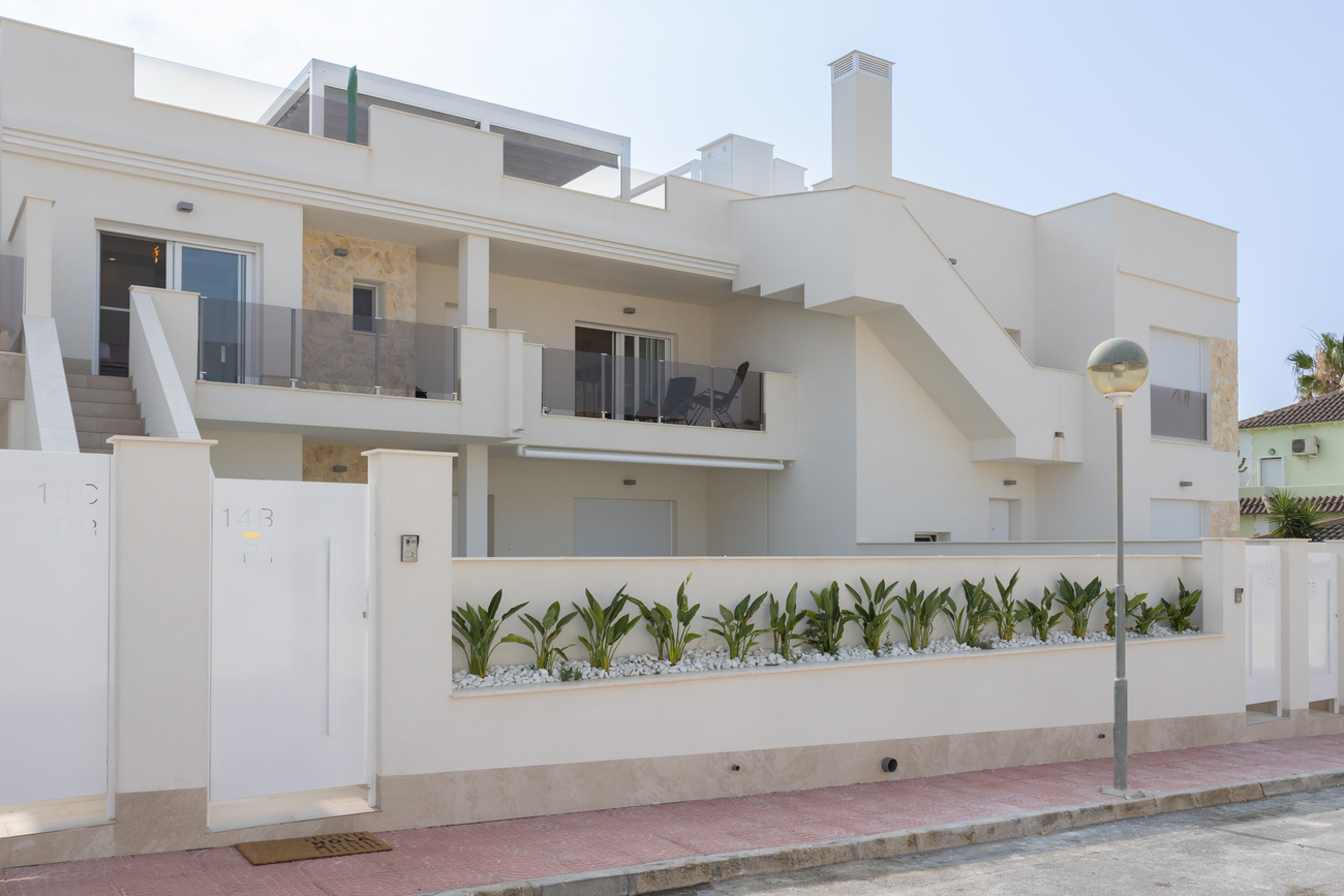 For sale - 2 Bedroom 2 Bathroom Penthouse Penthouse in Villamartin - Costa Blanca  - Alicante