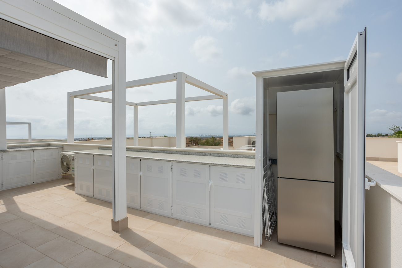 For sale - 2 Bedroom 2 Bathroom Penthouse Penthouse in Villamartin - Costa Blanca  - Alicante