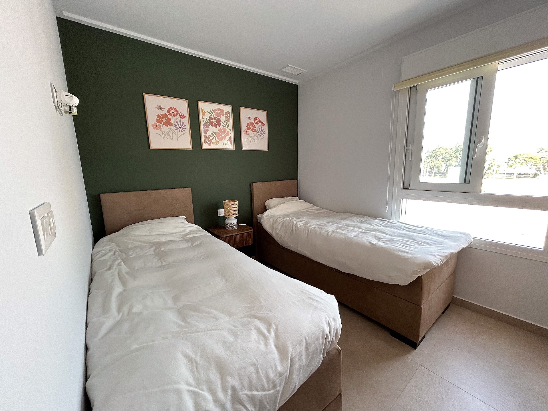 For sale - 3 Bedroom 2 Bathroom Apartment in El Raso - Costa Blanca  - Alicante