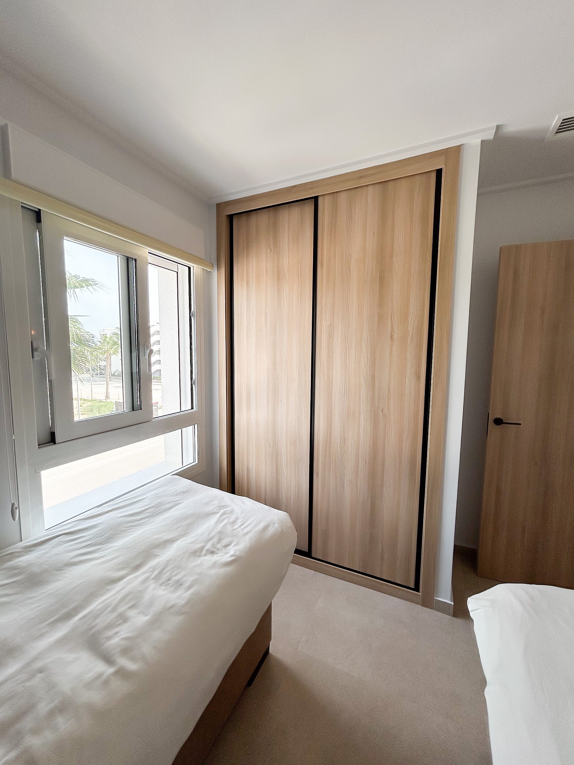 For sale - 3 Bedroom 2 Bathroom Apartment in El Raso - Costa Blanca  - Alicante