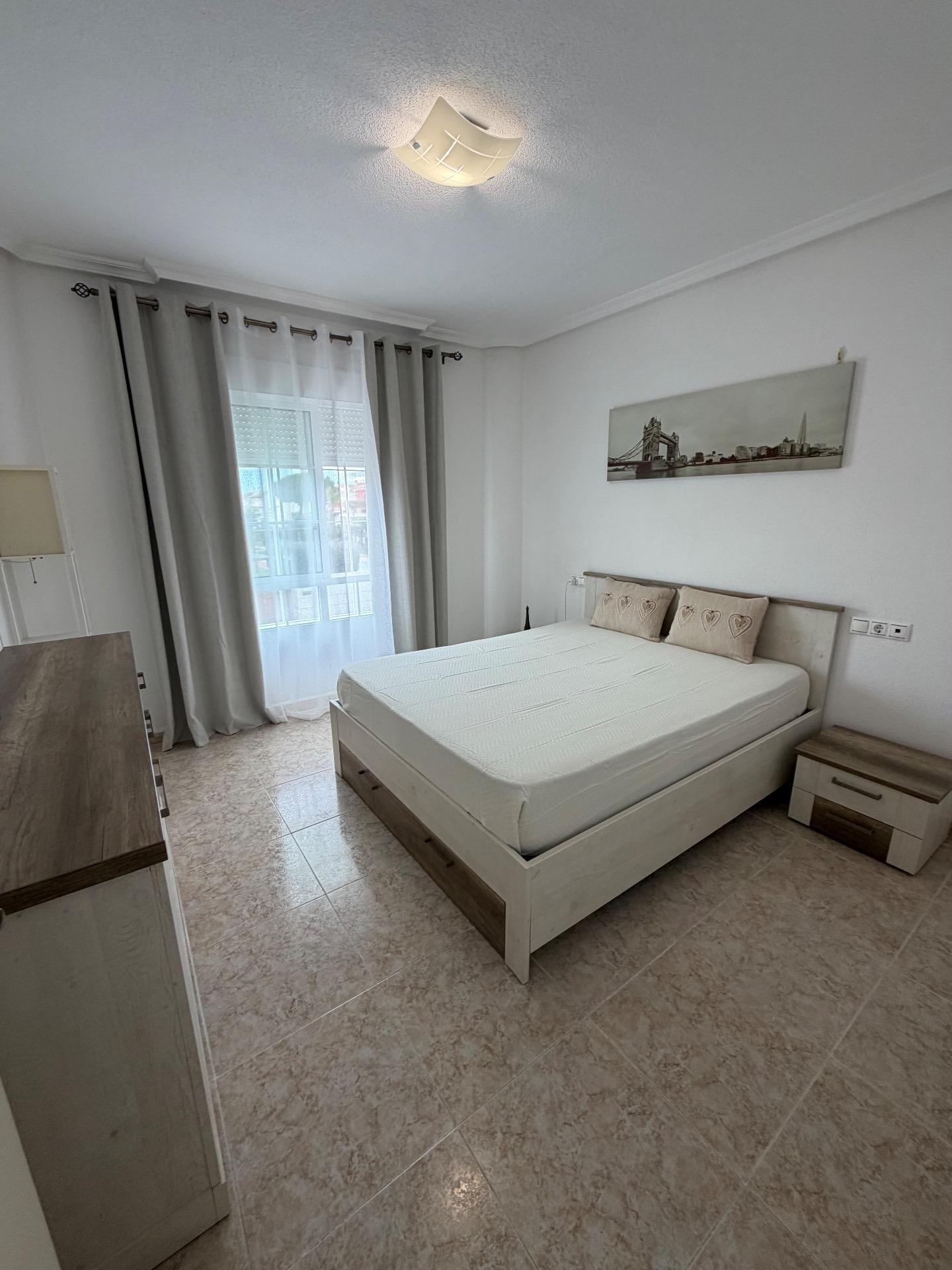 For sale - 3 Bedroom 3 Bathroom Town House in La Zenia - La Zenia  - Alicante