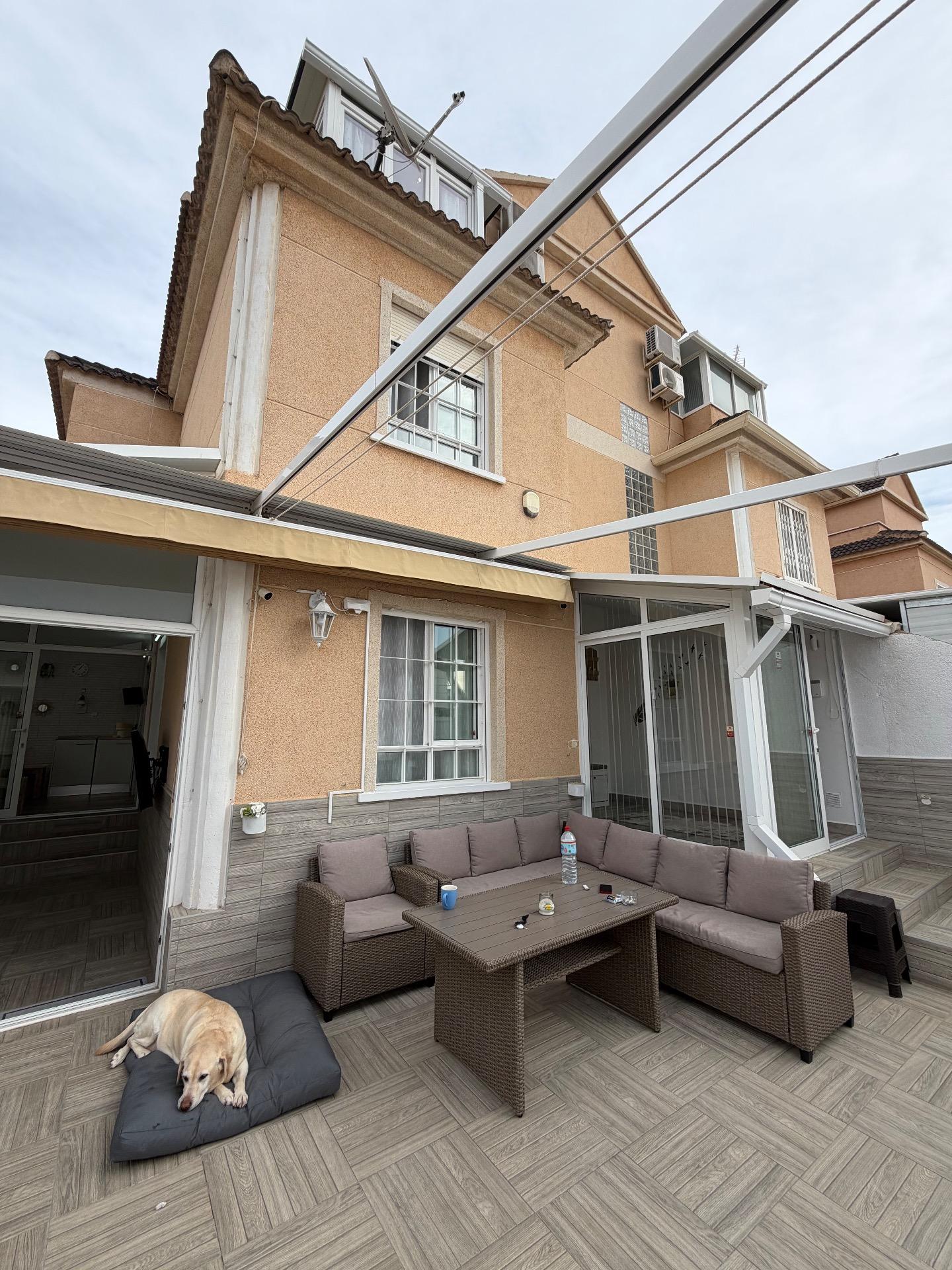 House in La Zenia - view 1