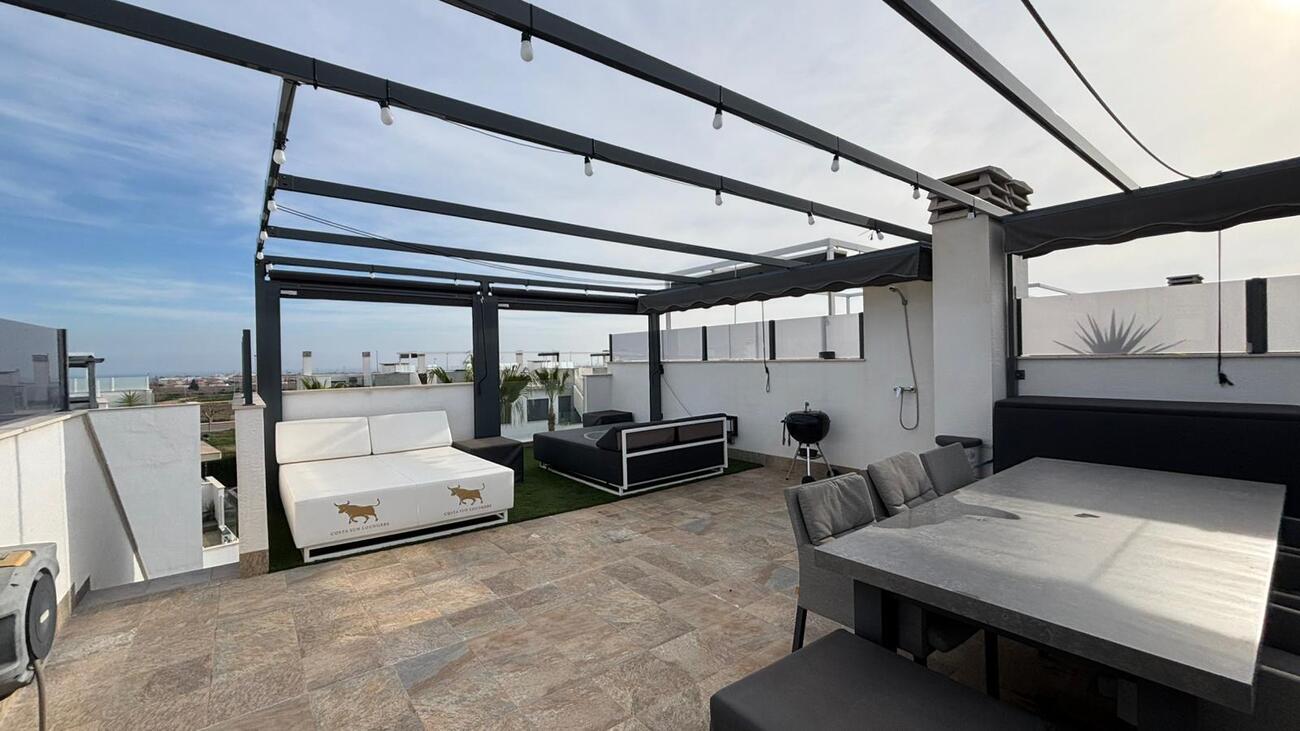 For sale - 2 Bedroom 2 Bathroom Apartment Penthouse in Pilar de La Horadada -  - Alicante