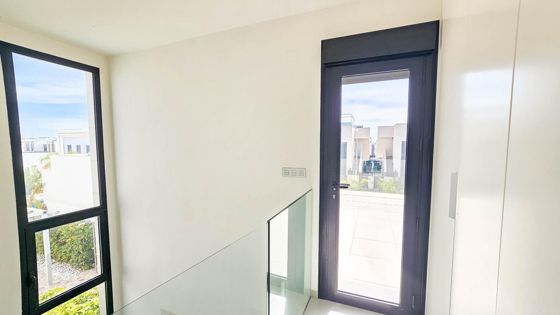 For sale - 3 Bedroom 2 Bathroom Villa in Cuidad Quesada - Cuidad Quesada  - Alicante