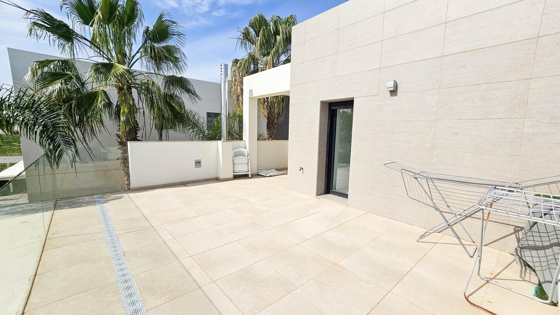 For sale - 3 Bedroom 2 Bathroom Villa in Cuidad Quesada - Cuidad Quesada  - Alicante