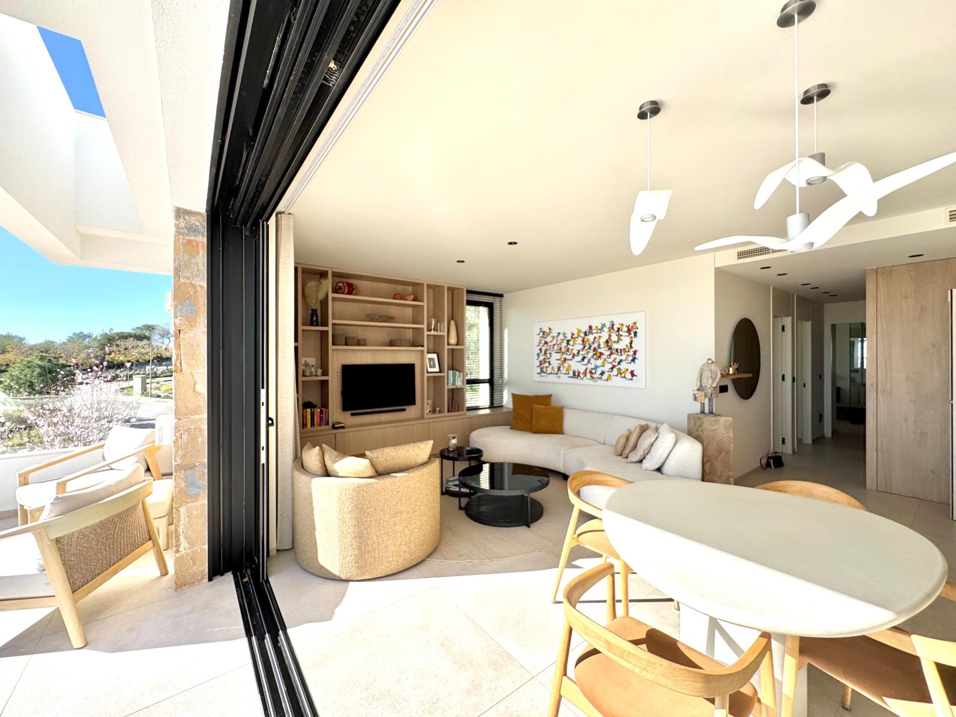 For sale - 3 Bedroom 2 Bathroom Apartment in Orihuela - Las Colinas Golf  - Alicante