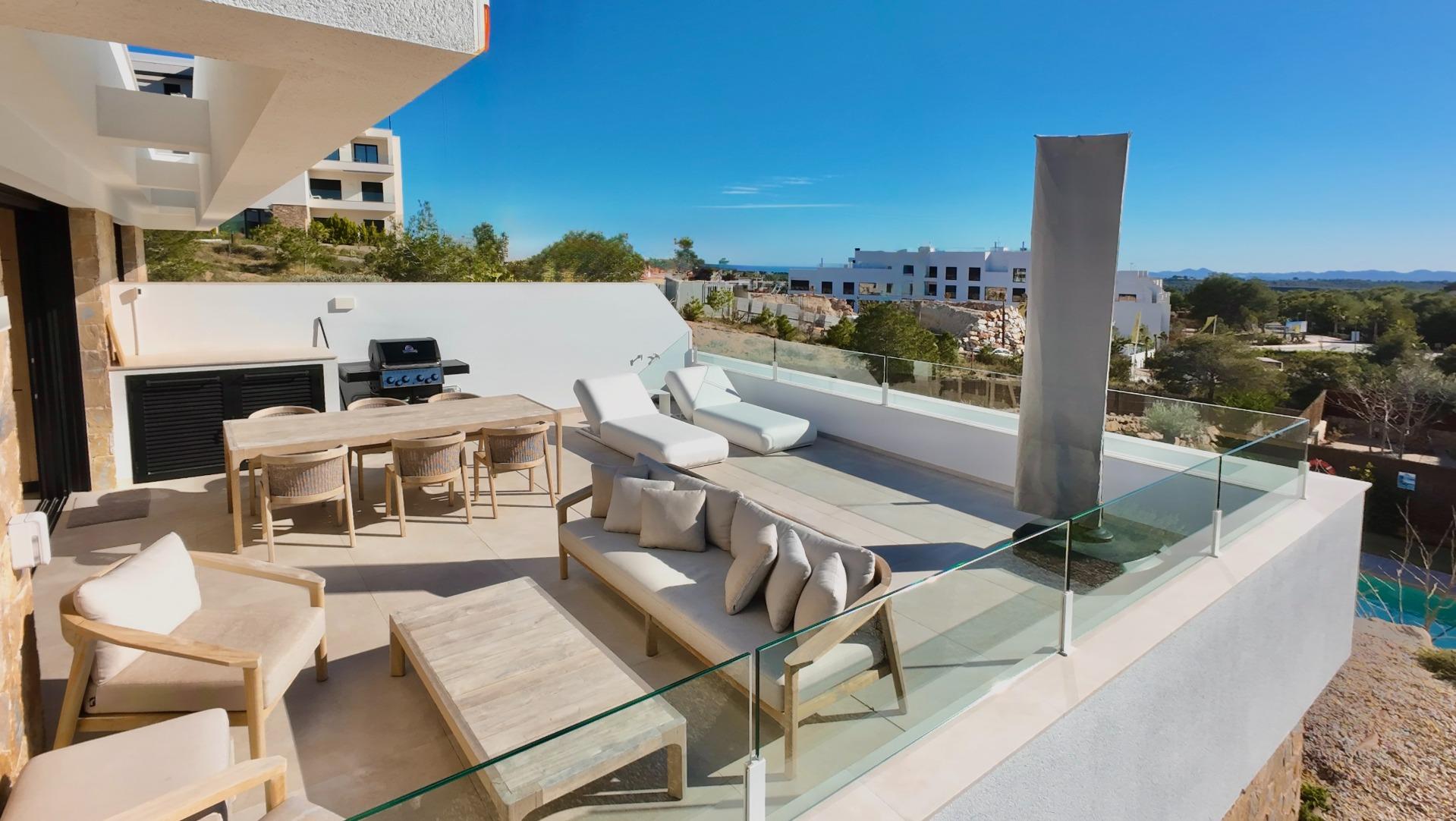 For sale - 3 Bedroom 2 Bathroom Apartment in Orihuela - Las Colinas Golf  - Alicante