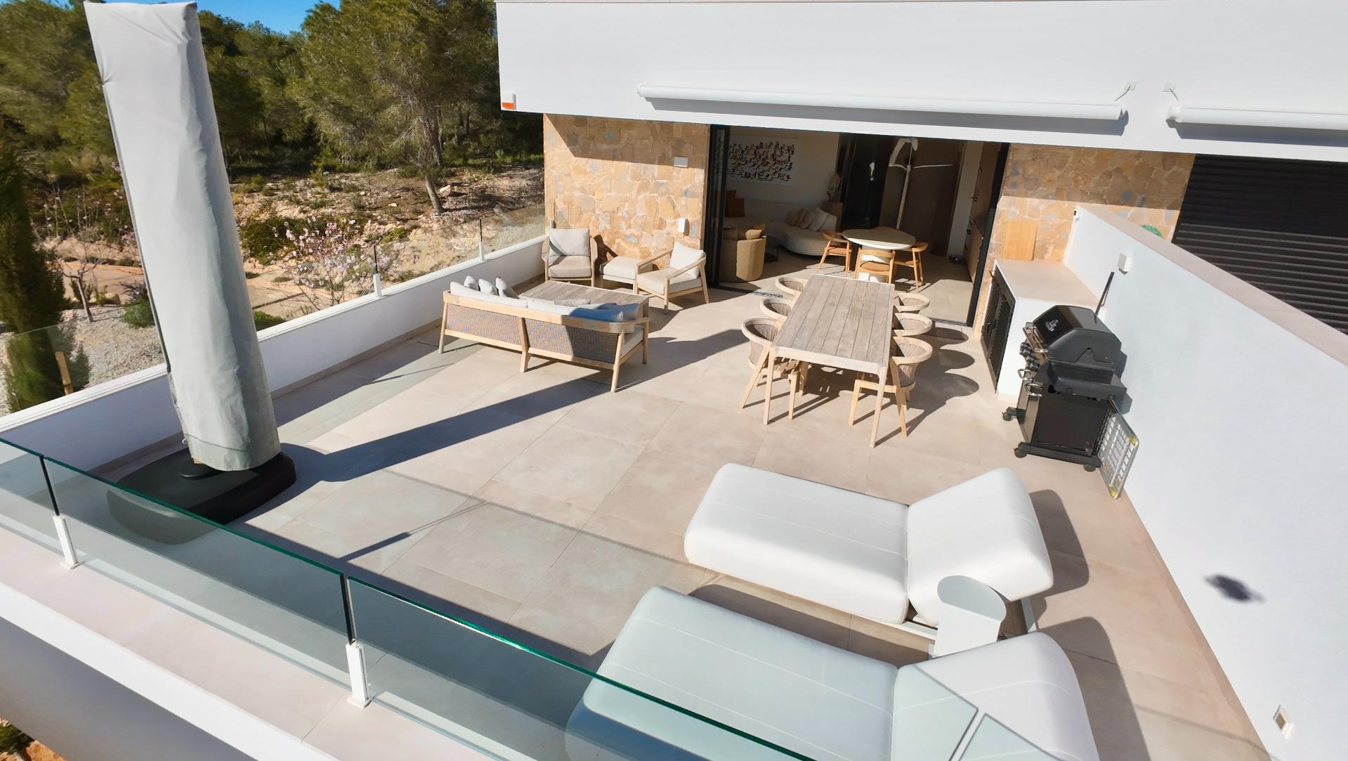 For sale - 3 Bedroom 2 Bathroom Apartment in Orihuela - Las Colinas Golf  - Alicante