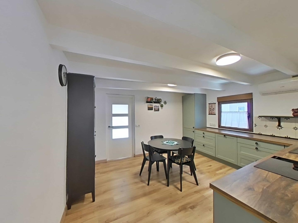3 Bedroom 2 Bathroom Town House in Formentera del Segura