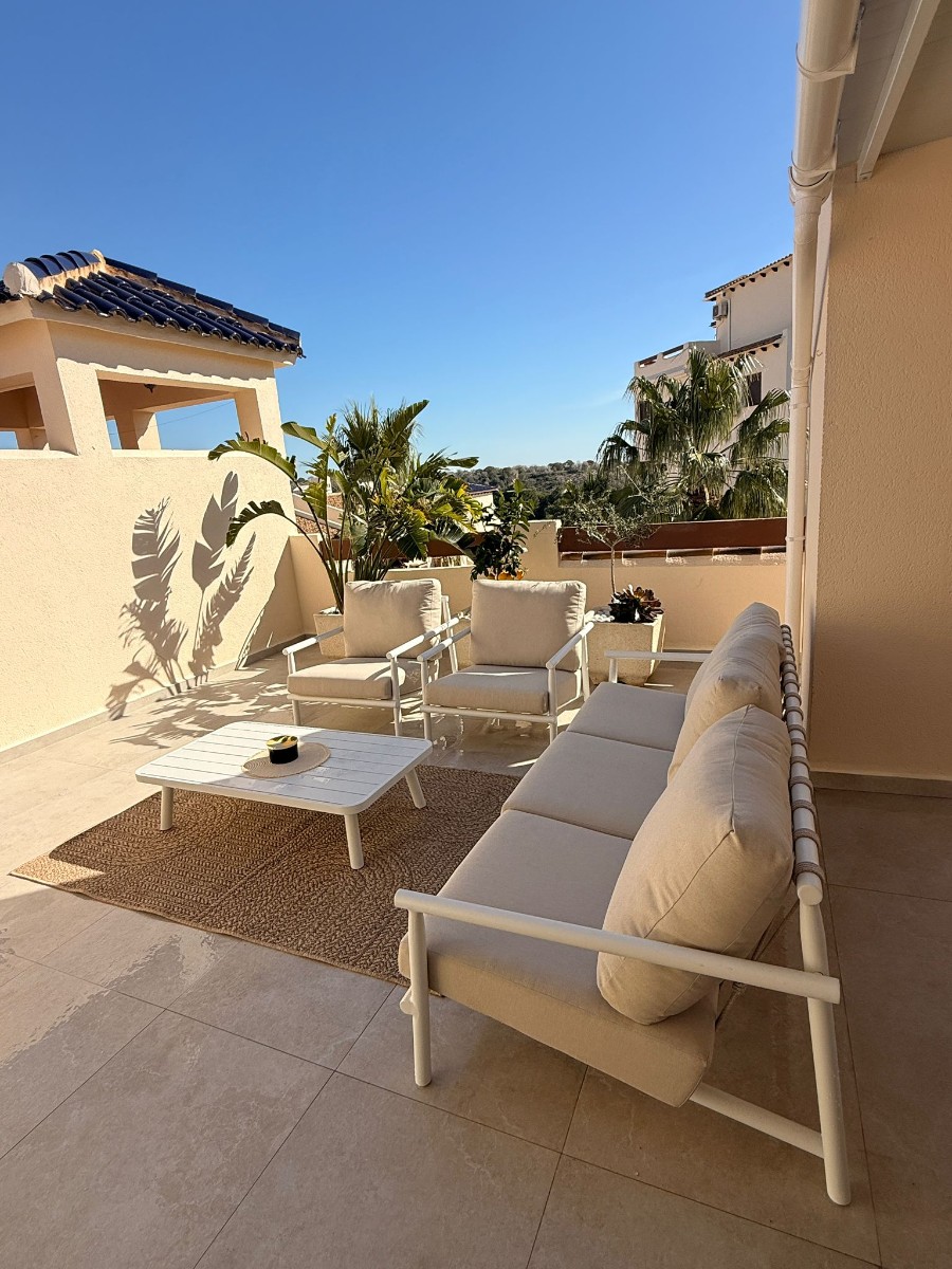 For sale - 3 Bedroom 2 Bathroom Penthouse in Las Ramblas Golf - Inland  - Alicante