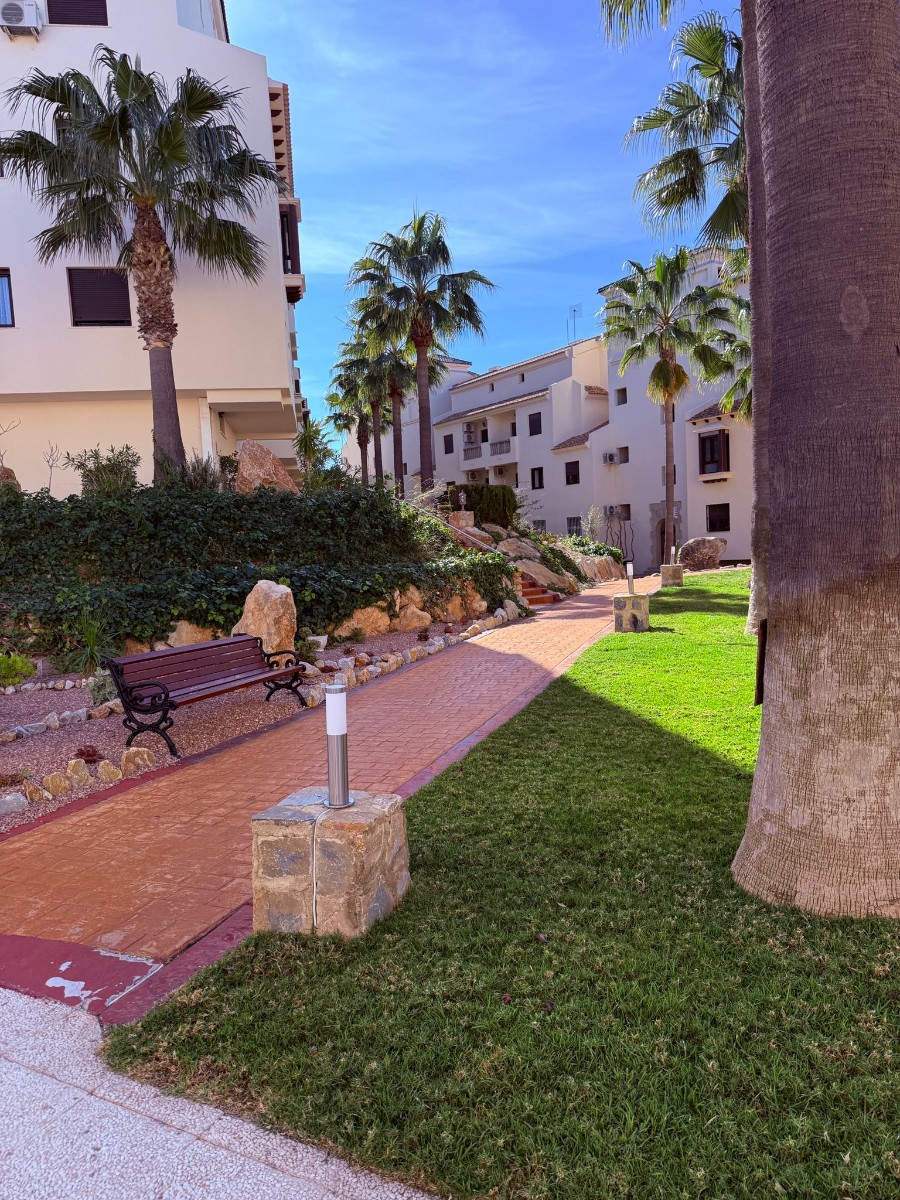 For sale - 3 Bedroom 2 Bathroom Penthouse in Las Ramblas Golf - Inland  - Alicante