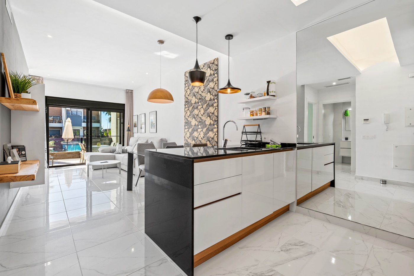 For sale - 2 Bedroom 2 Bathroom Apartment in Guardamar del Segura - Costa Blanca  - Alicante